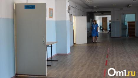 Омским школам не хватает две дюжины учителей