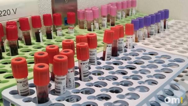 Более 100 детей-диабетиков получили системы измерения глюкозы в Новосибирской области