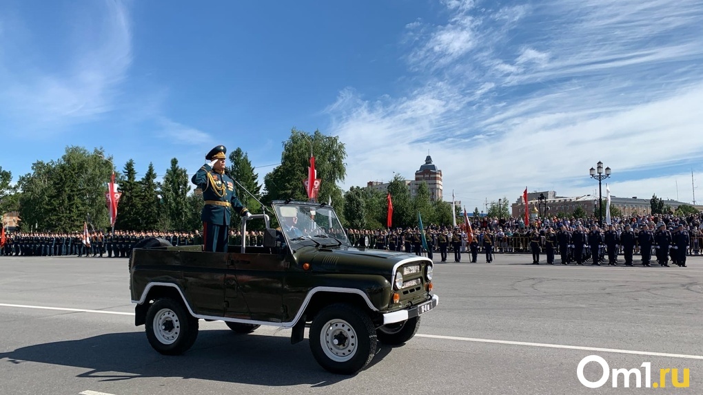 Фото с парада в омске