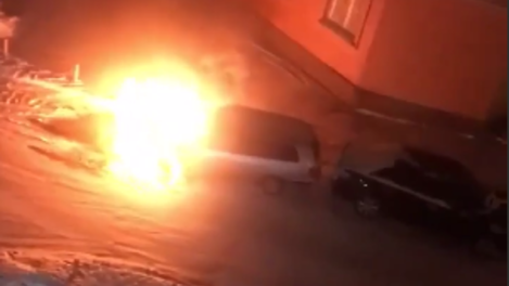 Думал, салют: в Новосибирске ночью загорелся автомобиль. ВИДЕО