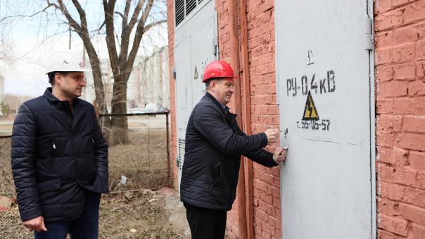 «Омскэлектро» защитило новое медоборудование городской больницы от перепадов напряжения