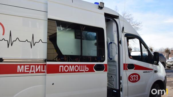 Второй раз за неделю в Омске опрокинулся автомобиль скорой помощи