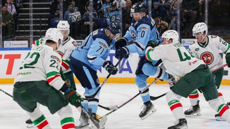 Новосибирская «Сибирь» уступила «Ак Барсу» в домашнем матче