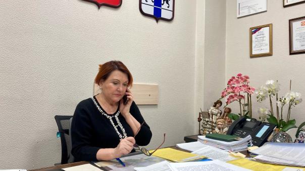 Живут тяжко. Новосибирский омбудсмен Болтенко раскрыла подробности о семье гулявших зимой раздетыми детей