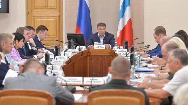 Виталий Хоценко утвердил план мероприятий по подготовке к 80-летию Победы