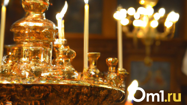 Сотни верующих в Новосибирске вышли на крестный ход в честь Пасхи