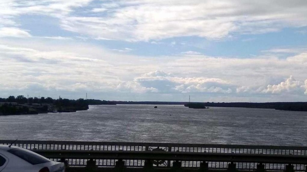 Новосибирец упал с моста в реку Обь