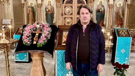 Музыкант Юрий Лоза высказался о судьбе имущества уехавших из России звёзд
