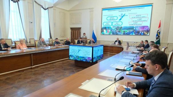 Почти 8,5 тысячи подростков Новосибирской области трудоустроятся этим летом