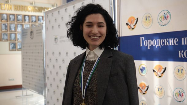 Преподаватель китайского языка новосибирской школы № 207 стала учителем года
