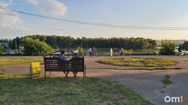 Стало известно, как долго продержится мощная жара в Омской области