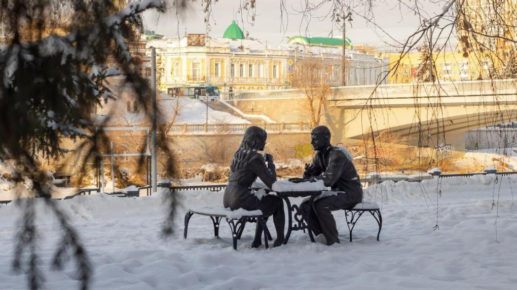 Омск окажется в центре мощного снежного циклона