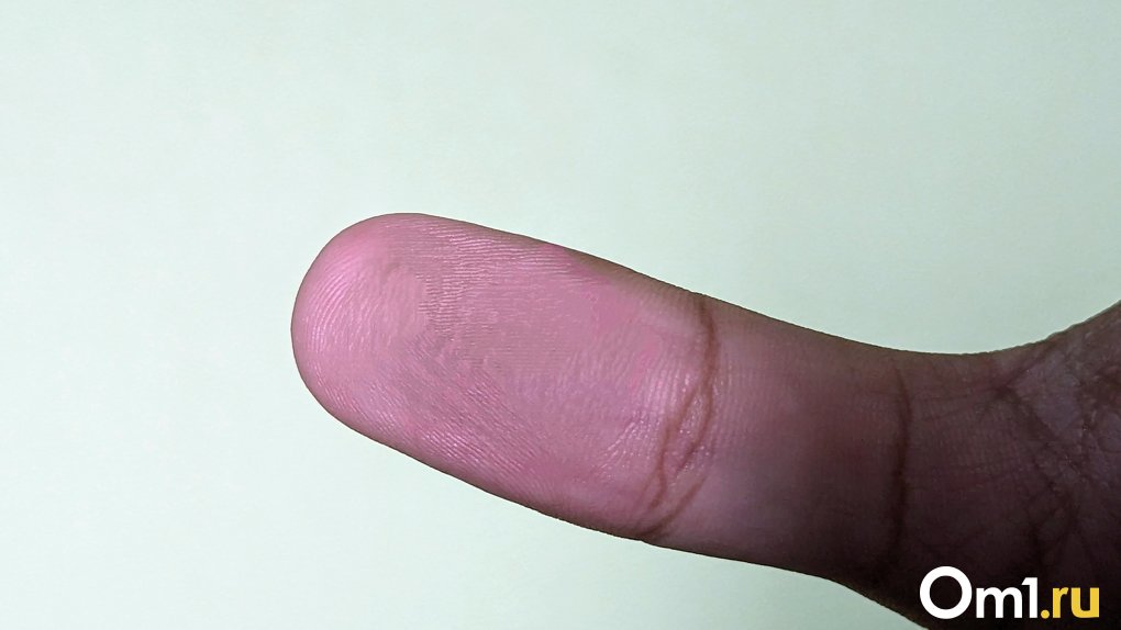 Омичам предлагают добровольно сдать свои отпечатки пальцев для государственной регистрации