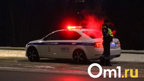 В Омской области пьяный водитель сбил двух велосипедистов и скрылся