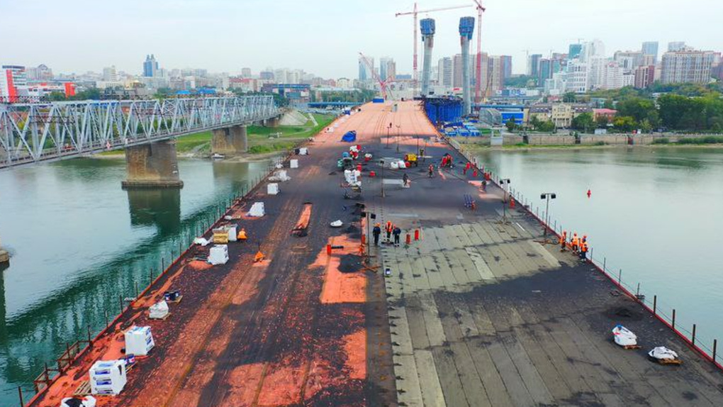На 70% выполнили гидроизоляцию полотна четвёртого моста в Новосибирске