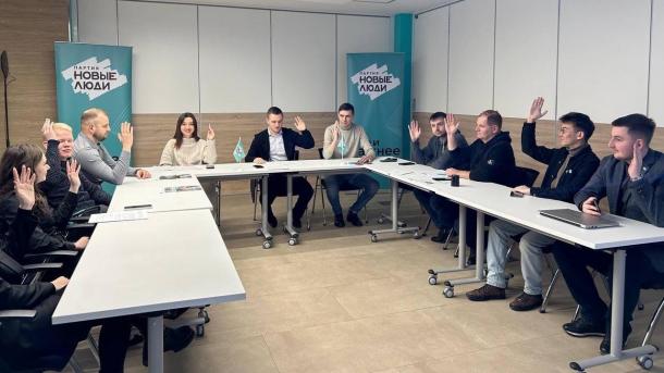 Подтвердился инсайд. У омских «Новых людей» кроме секретаря теперь есть и председатель