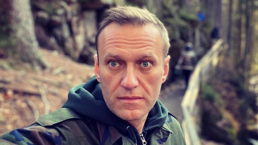 «Доведёт себя до смерти»: врачи попросили Навального срочно прекратить голодовку