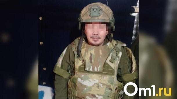 «Попали под обстрел»: мобилизованного новосибирца наградил генерал за спасение раненых на СВО
