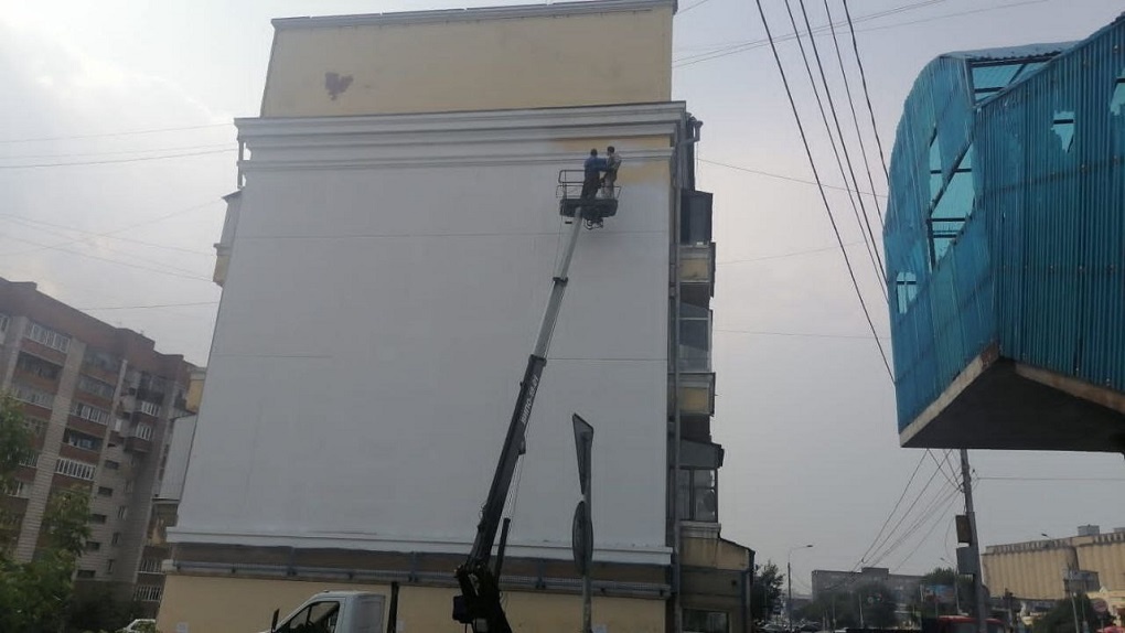 В Новосибирской области на фасадах зданий установят памятные муралы в честь героев Донбасса