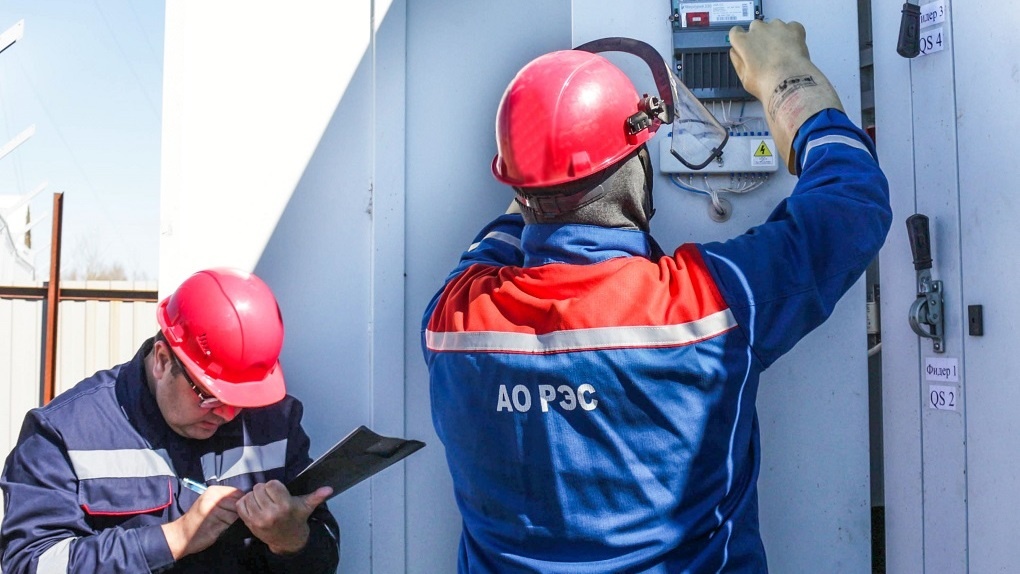 Специалисты АО РЭС обнаружили в Новосибирской области очередной заряженный счётчик