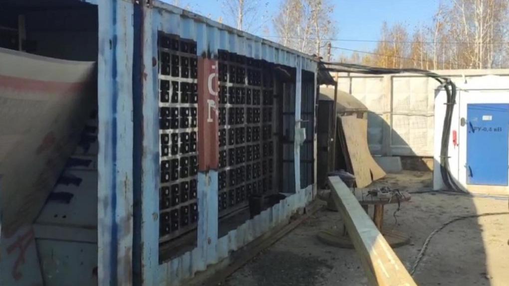 Энергетики обнаружили 4 незаконных майнинг-фермы в Новосибирске