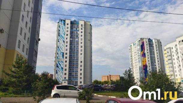 Омич поделился эскизом своей работы на арт-фестивале «Омск, ты просто космос!»