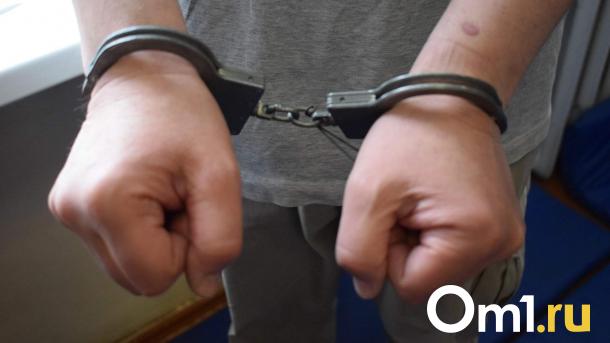 Замглавы омского управления миграции подозревают в выдаче липовых разрешений иностранцам