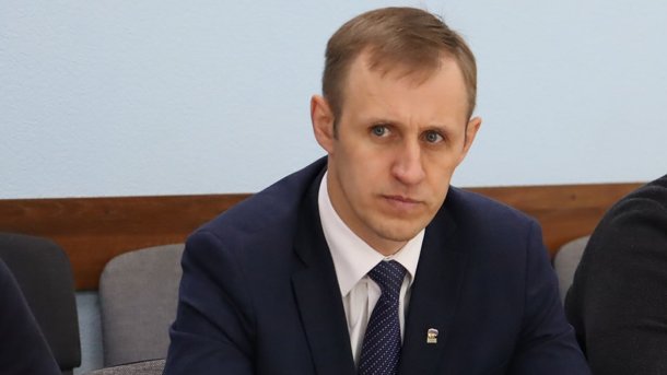 Место Динара Курманова в Заксобрании займёт директор Омского экспериментального завода