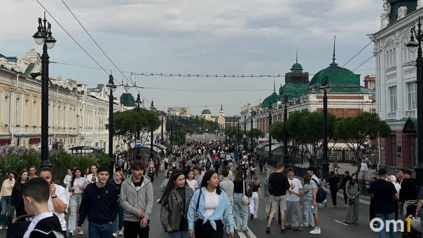 34 тысячи омичей провели выходные на пешеходном Любинском проспекте