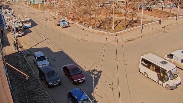 За вами следят. На Привокзальной площади Омска поставили камеры видеонаблюдения