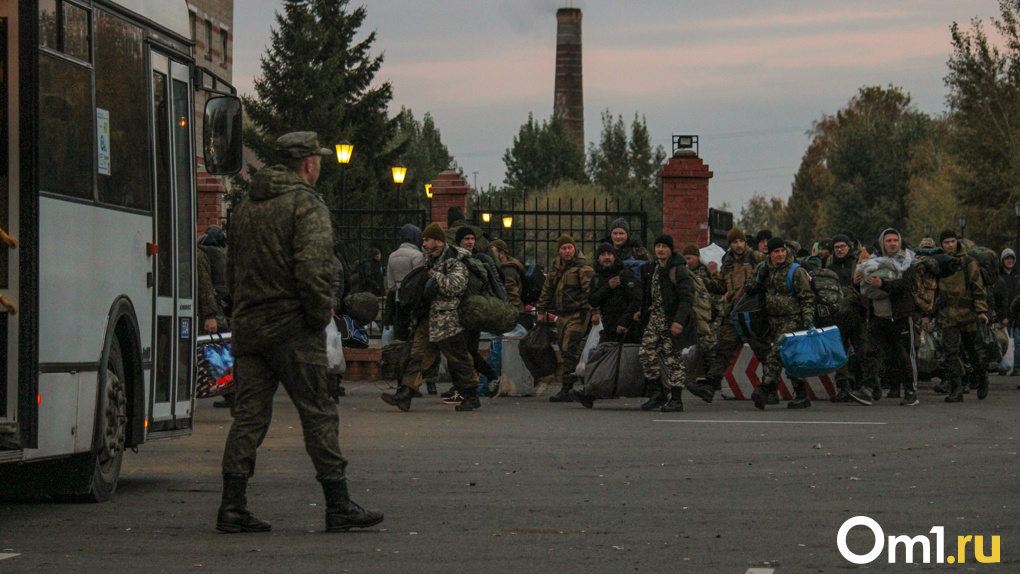 Мобилизованных из Омска отправили в Луганск (ФОТО)