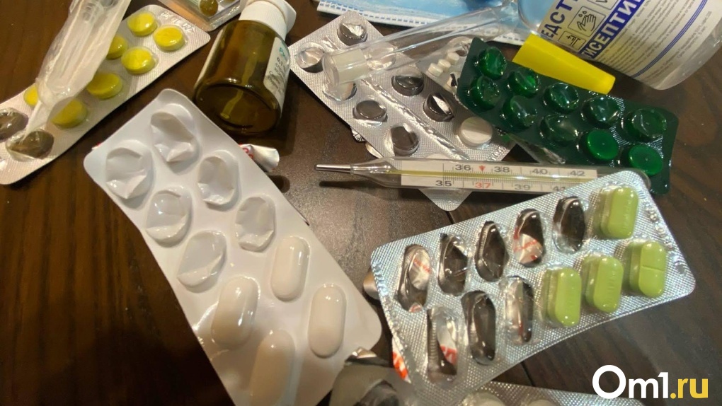 Глава Минздрава Константин Хальзов заявил об улучшении ситуации с лекарствами в новосибирских аптеках