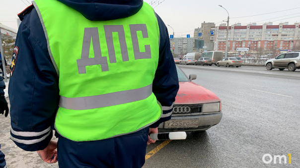 Новосибирского водителя начали судить после смерти рабочего