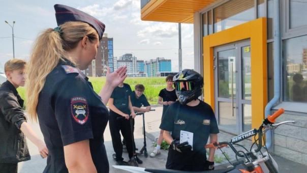 Четверо погибших и 62 пострадавших из-за подростков на мотоциклах зафиксировали в Новосибирске