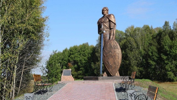 В Омской области открыли монумент Александра Невского