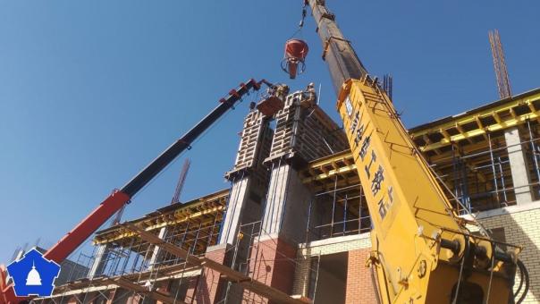 В Омской области новая школа выросла до четвёртого этажа