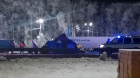 «Трактор пополам разорвали»: два ДТП с фурой и скорой, прибывшей на помощь, произошло под Новосибирском