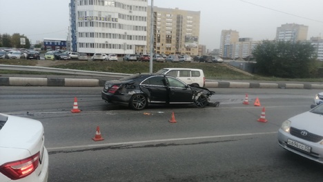 В Омске судят сотрудника ГИБДД, которого обвиняют в том, что он устроил аварию и бросил пострадавших