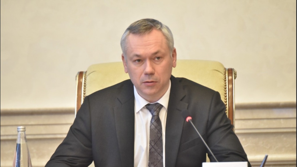 Губернатор Новосибирской области потребовал от чиновников быстрее устранять коммунальные аварии