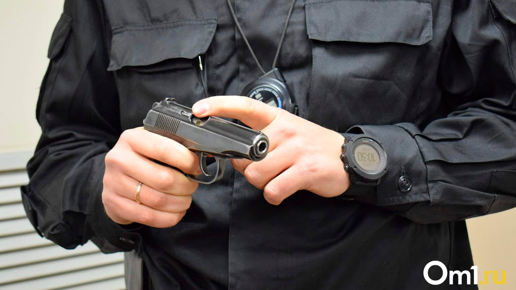 Расстрелял из самодельного пистолета: жителя Свердловской области обвиняют в убийстве новосибирца