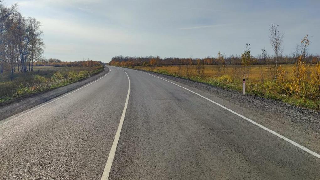 На омской трассе Крутинка — Называевск отремонтировали два дорожных участка