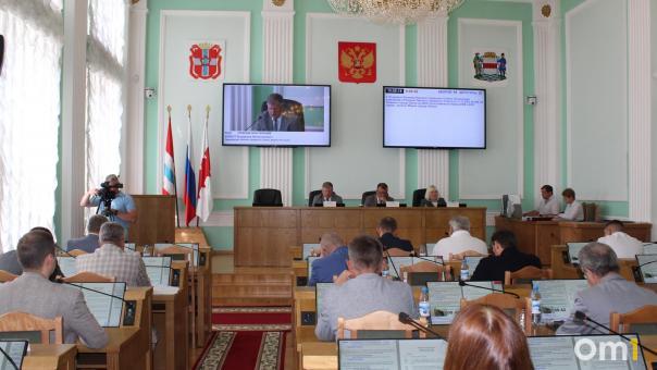 От мэра до теплосетей: депутаты горсовета приняли ряд важных решений