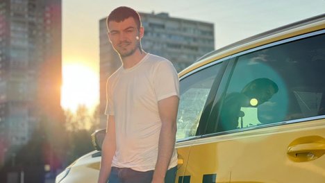 «Сила, с которой я работаю, довольно тёмная»: экстрасенс Влад Череватый рассказал о своём новом проекте