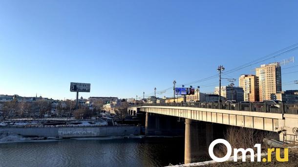 Движение по Комсомольскому мосту в Омске полностью перекроют