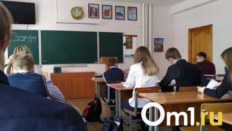 Чиновники оставили новосибирскую учительницу с 35-летним стажем работы без соцподдержки