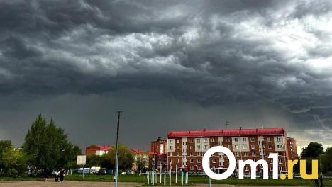 Страшно красиво: фотографии Омска от чёрных туч до радуги