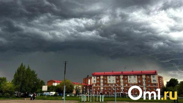 Страшно красиво: фотографии Омска от чёрных туч до радуги