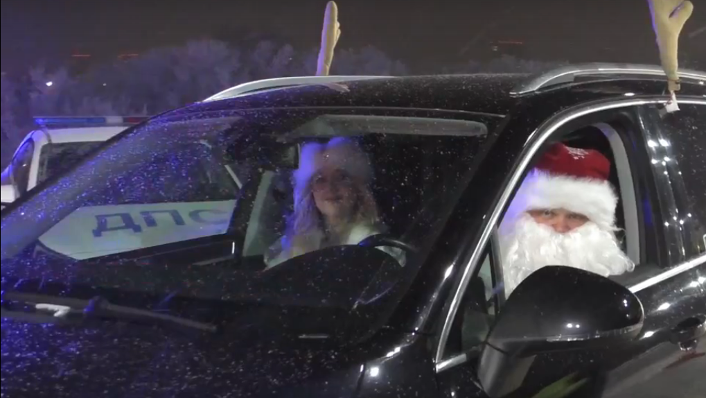 Никто не ускользнёт: в Омске 31 декабря полицейские продолжают останавливать всех автолюбителей