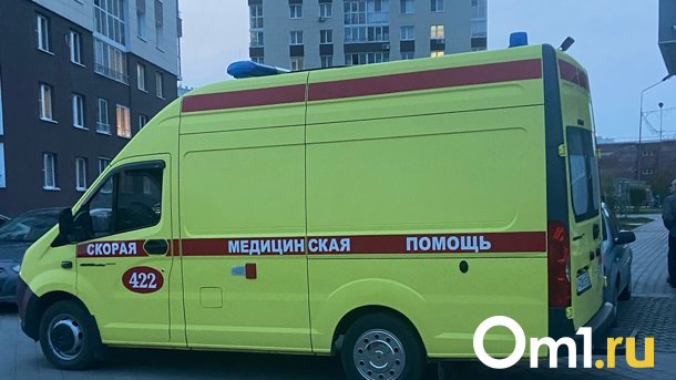 Пьяный омич устроил бунт в машине скорой помощи