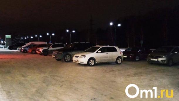 Брошенные машины в Омске будут убирать с улиц